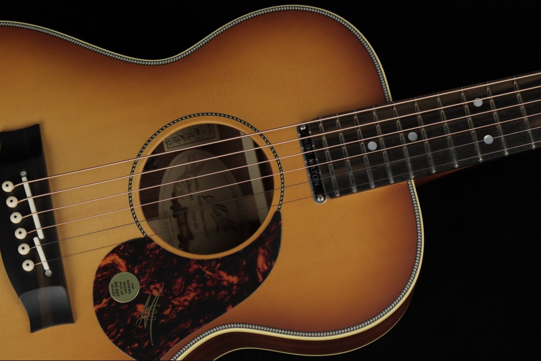 Maton EMD6 Diesel Signature