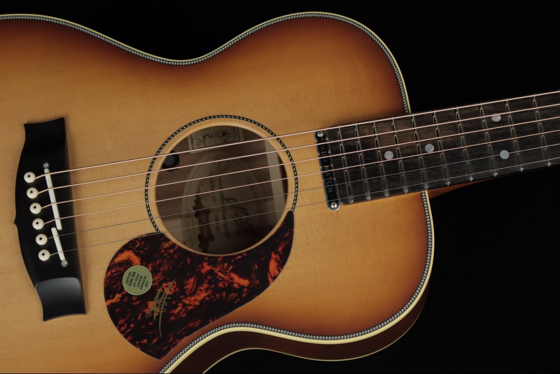 Maton EMD6 Diesel Signature