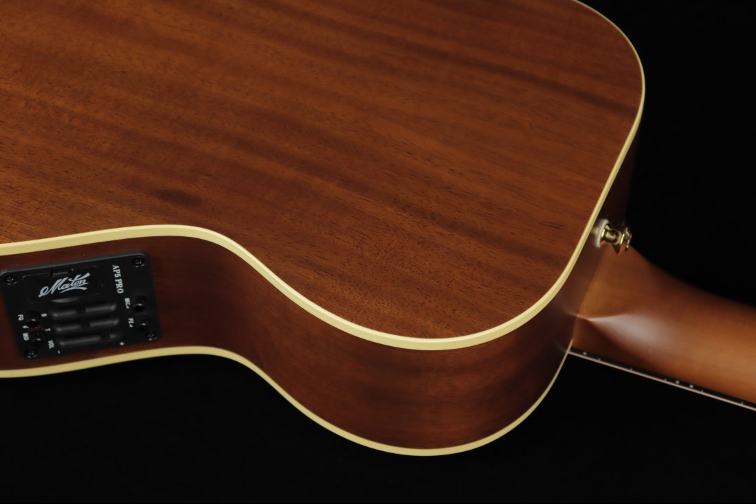 Maton EMD6 Diesel Signature