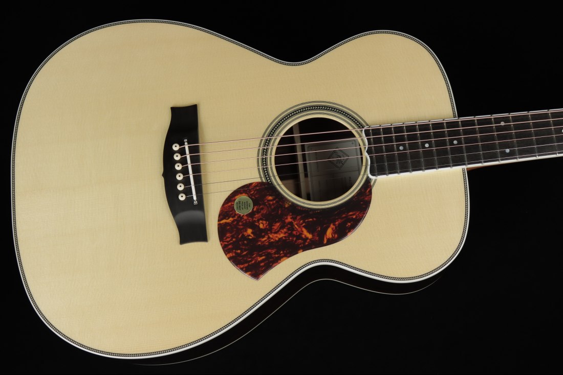 Maton Master Built Classic