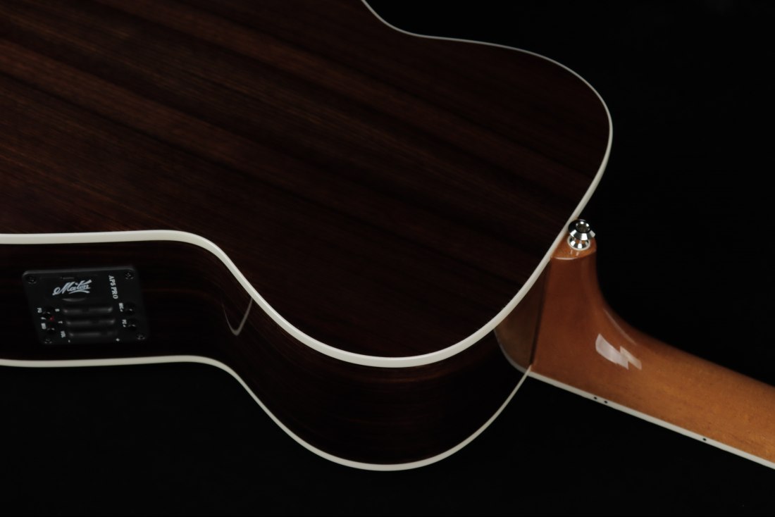 Maton Master Built Classic