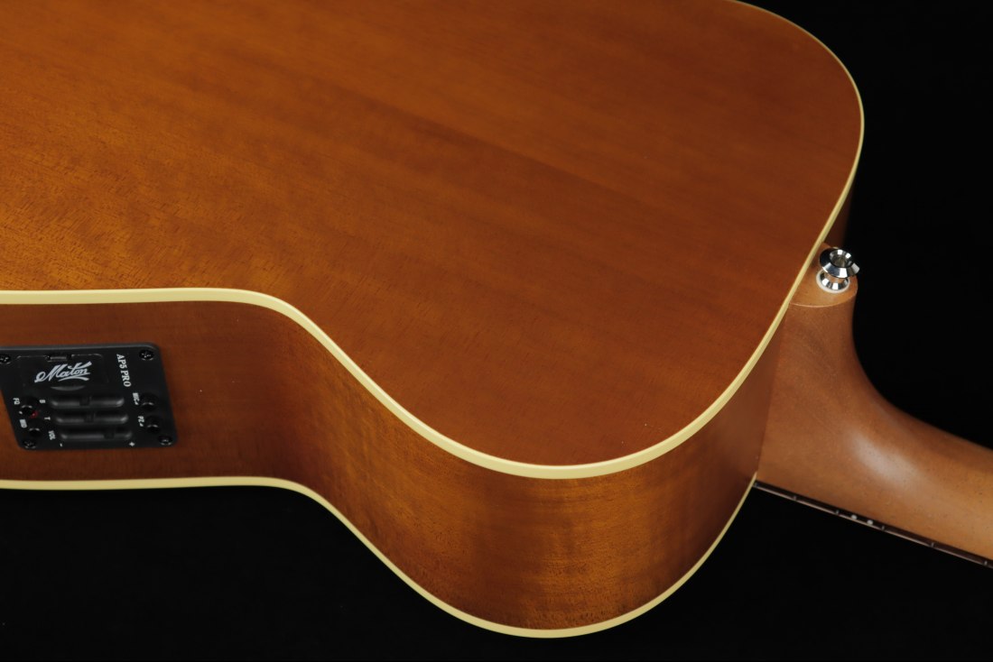 Maton Master Built T.E. Personal