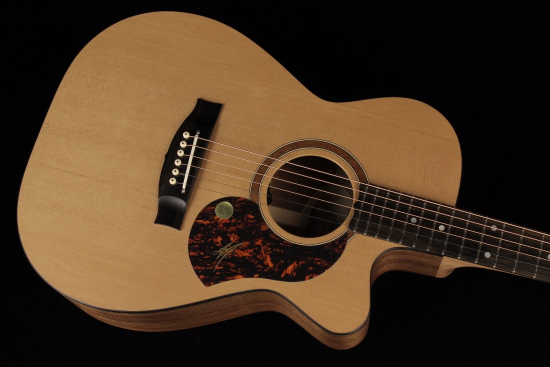 Maton SRS808C