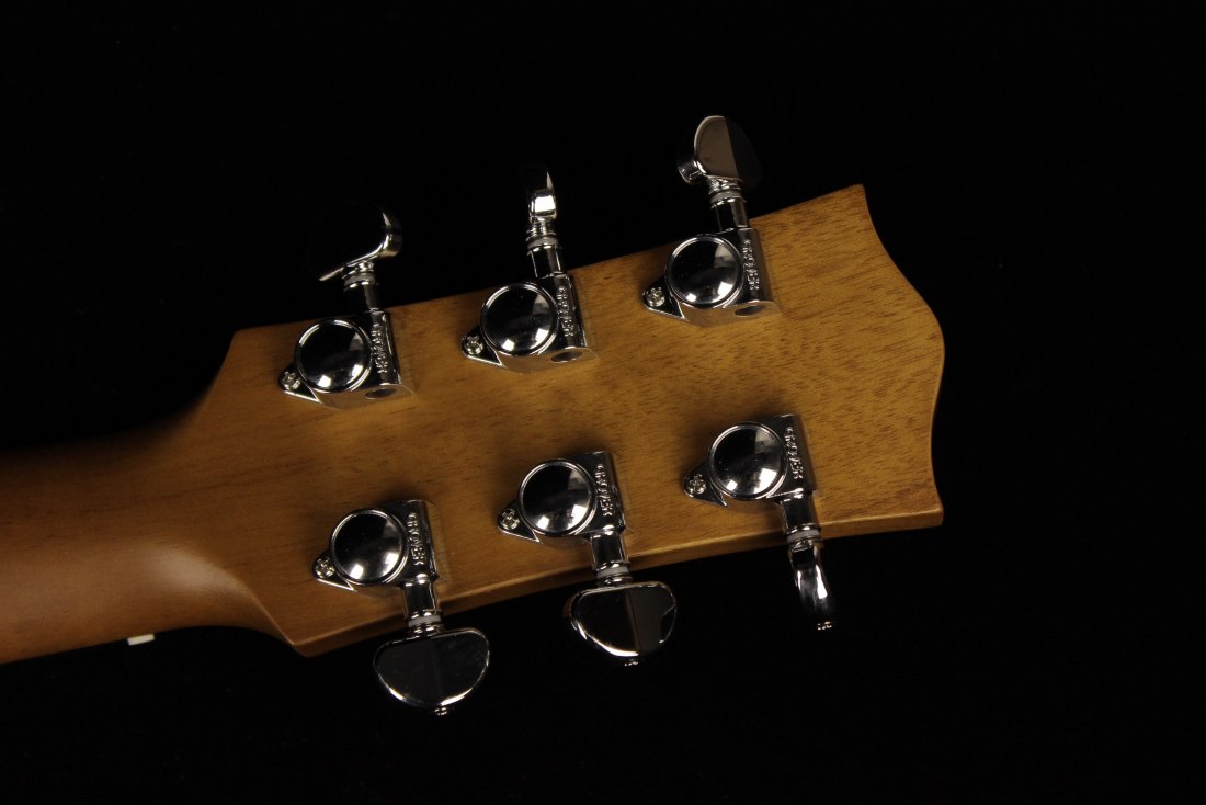 Maton SRS808C