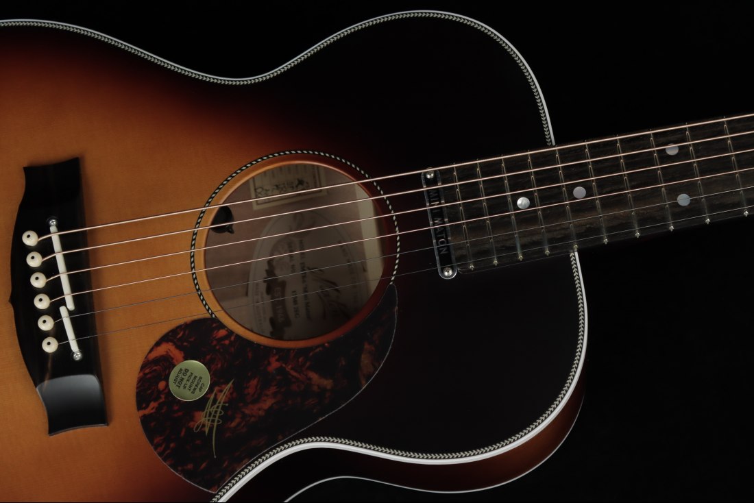 Maton Troubadour Mini