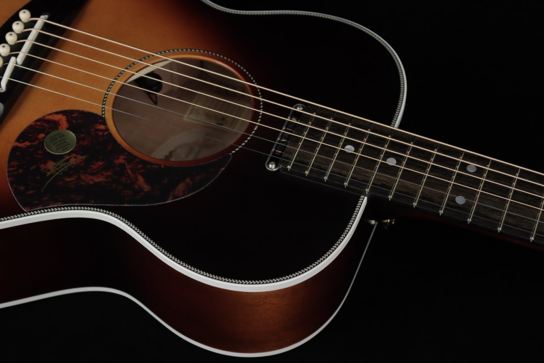 Maton Troubadour Mini