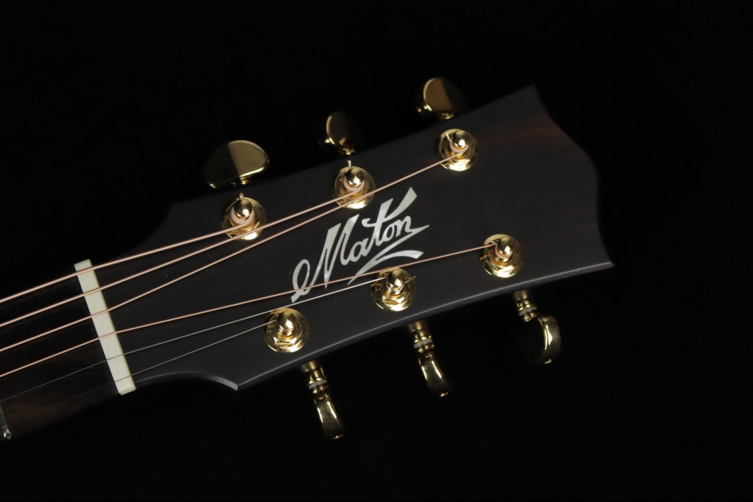 Maton Troubadour Traditional