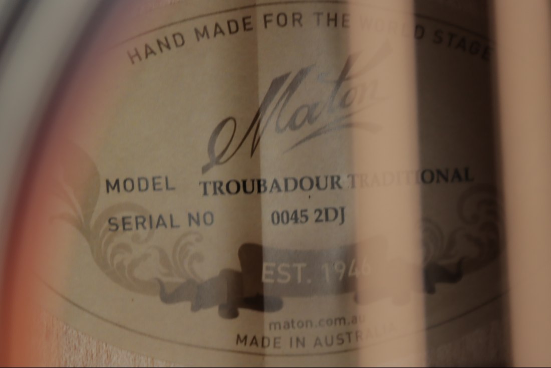 Maton Troubadour Traditional