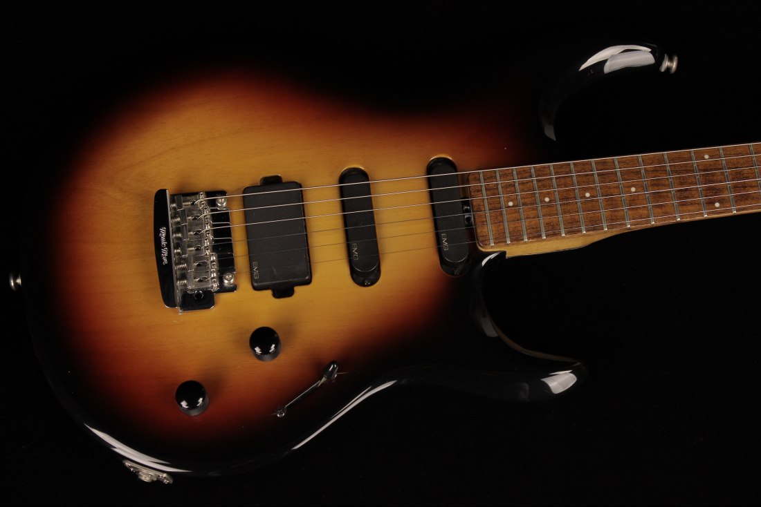 Music Man Luke - VS