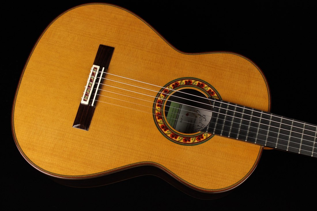Ramirez Guitarra del Tiempo Cedar