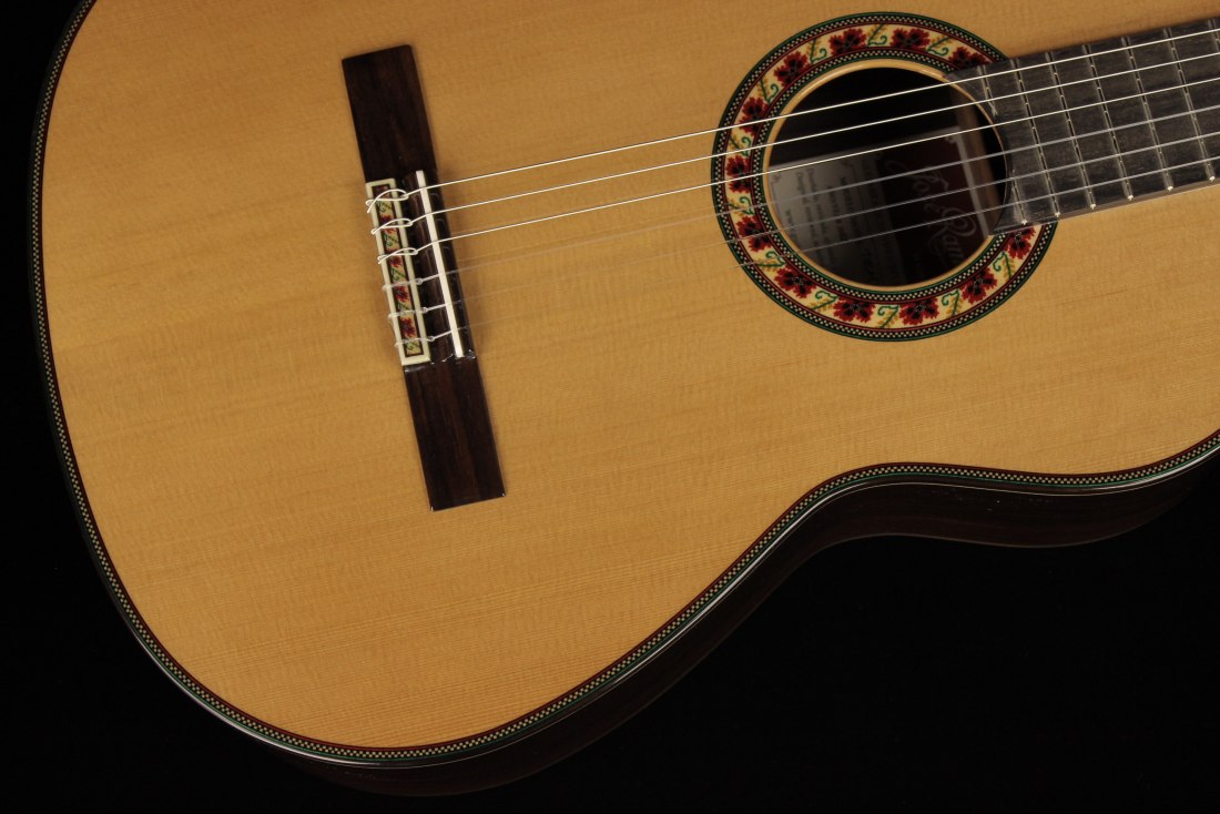 Ramirez Guitarra del Tiempo Cedar