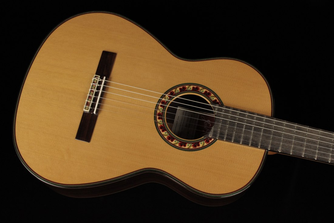 Ramirez Guitarra del Tiempo Cedar