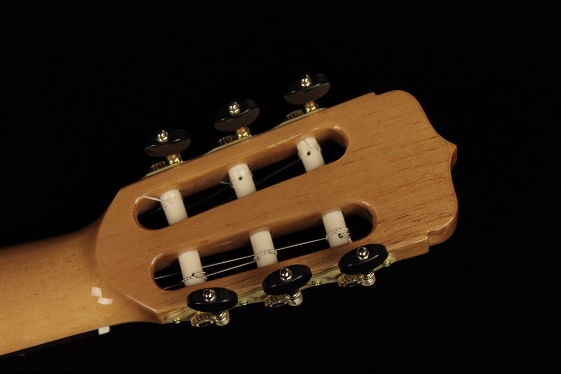 Ramirez Guitarra del Tiempo Cedar