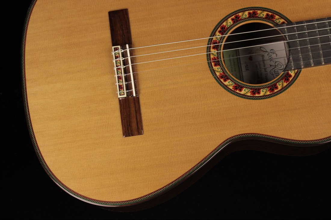 Ramirez Guitarra del Tiempo Cedar