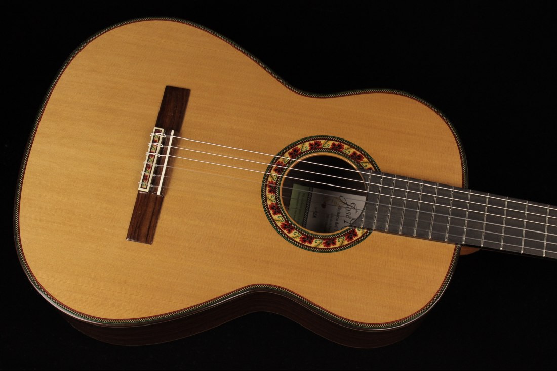 Ramirez Guitarra del Tiempo Cedar