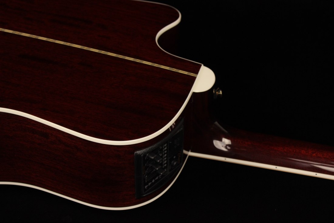 Takamine JJ325SRC John Jorgenson Signature