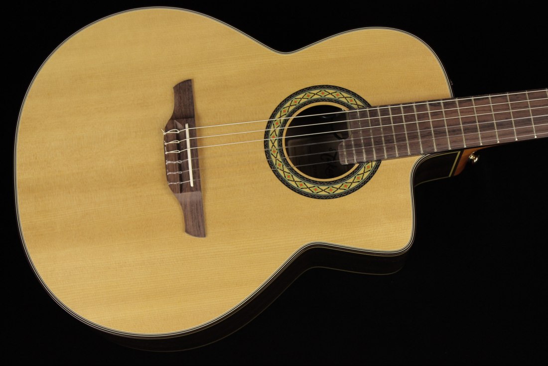 Takamine TC135SC