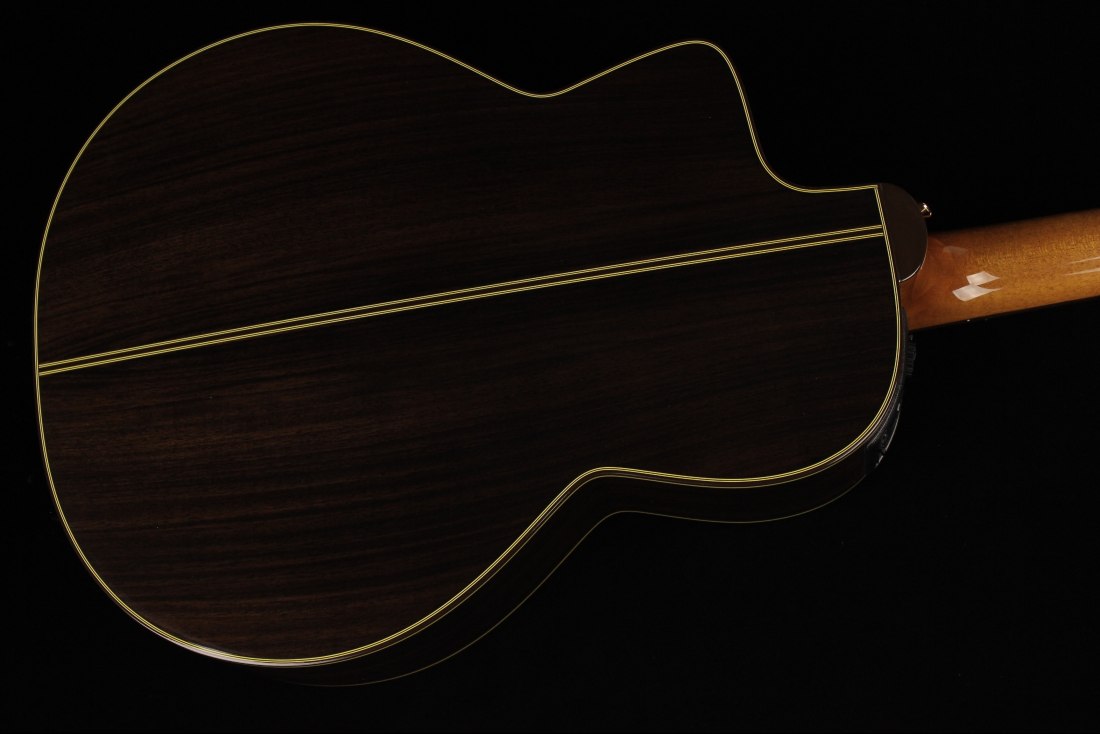 Takamine TC135SC