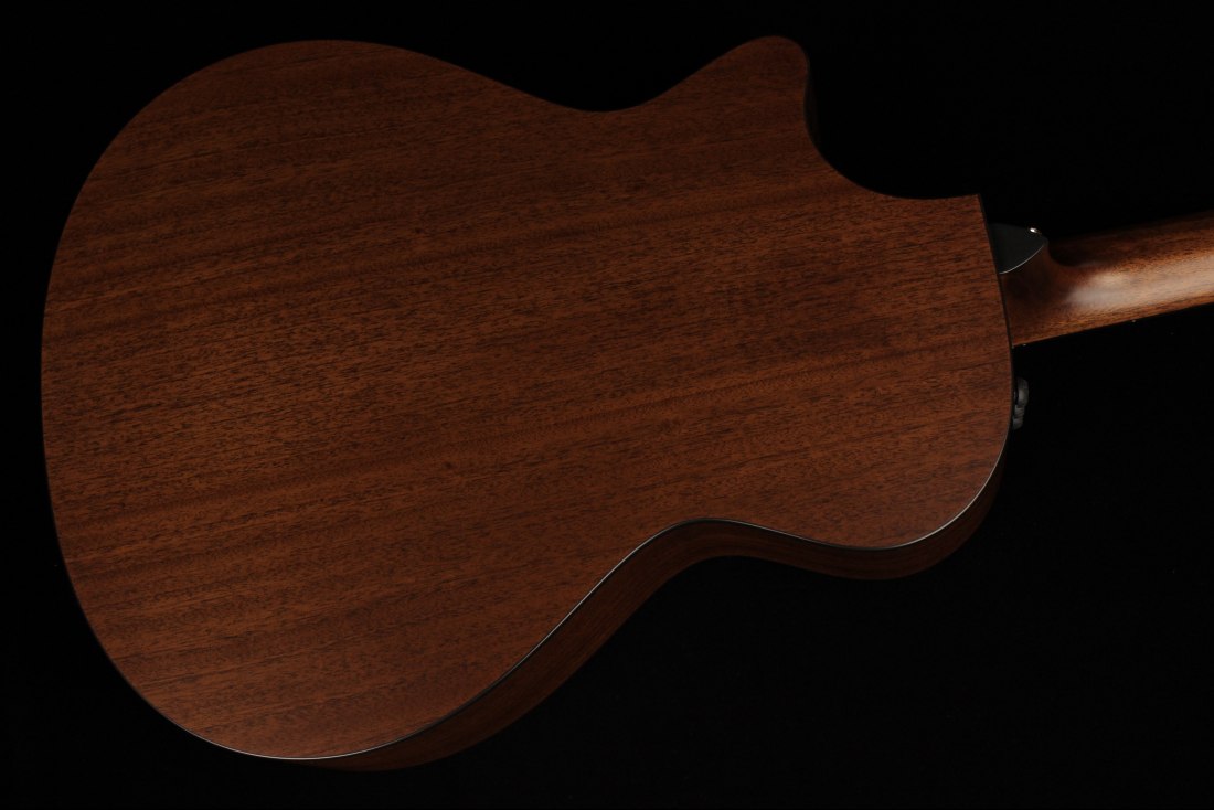 Taylor 322ce 12-Fret V-Class Bracing