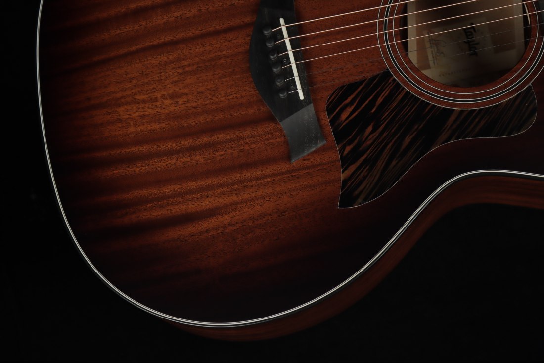 Taylor 324ce