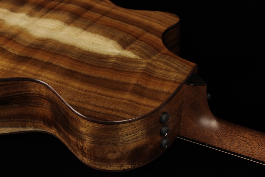 Taylor 722ce