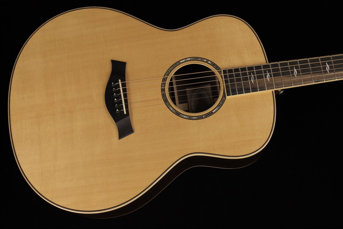 Taylor 818e V-Class Bracing