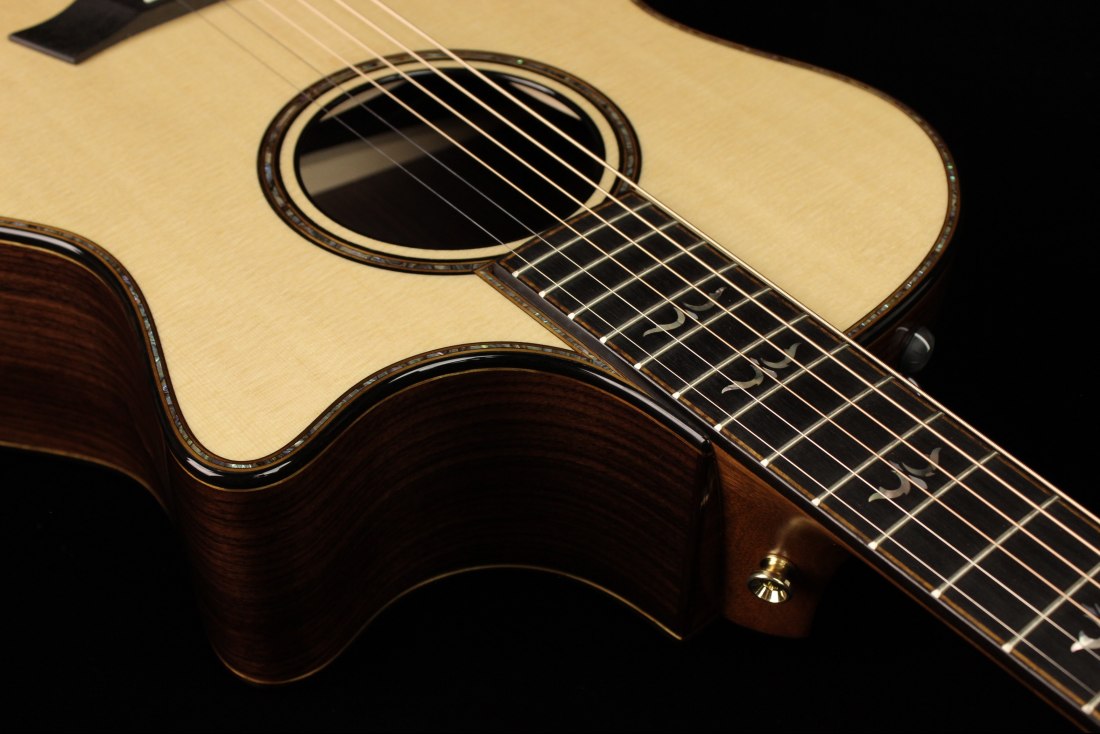 Taylor 914ce V-Class Bracing