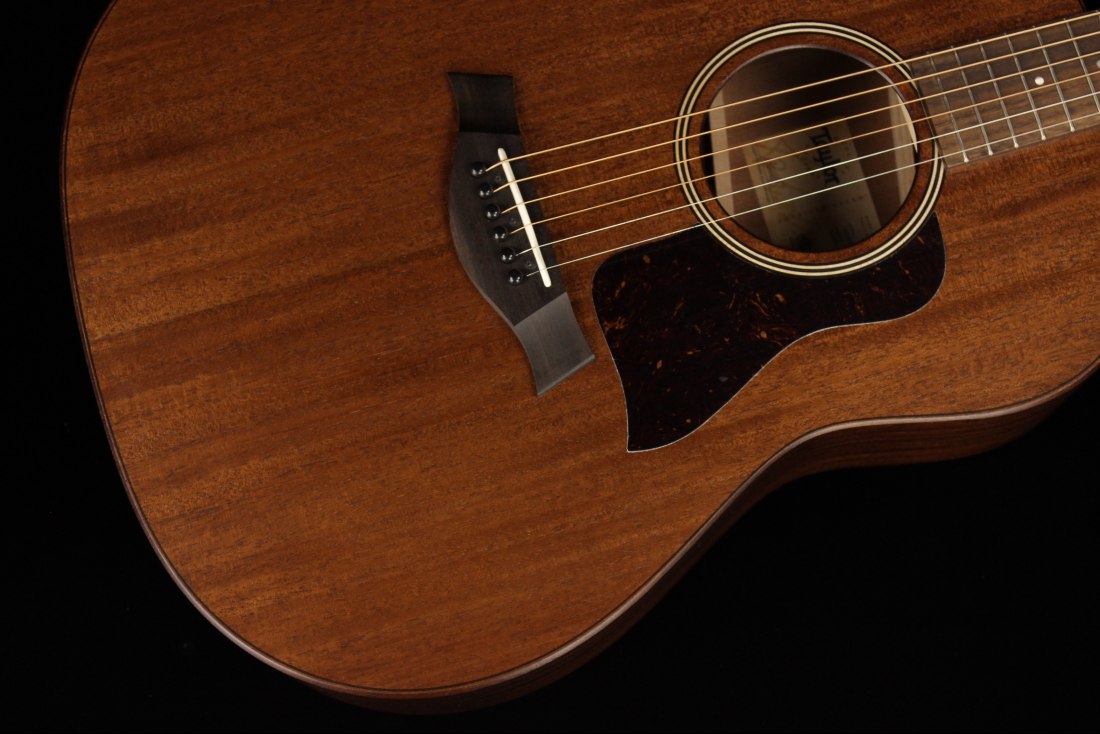 Taylor AD27e Mahogany