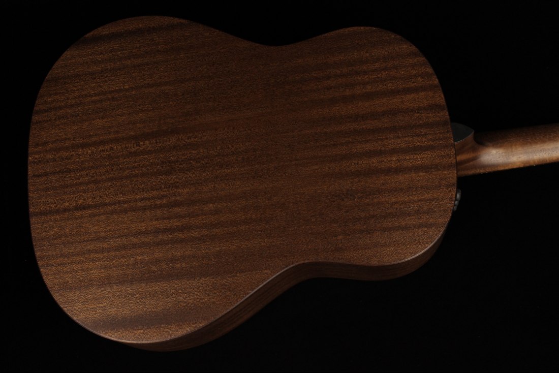 Taylor AD27e Mahogany