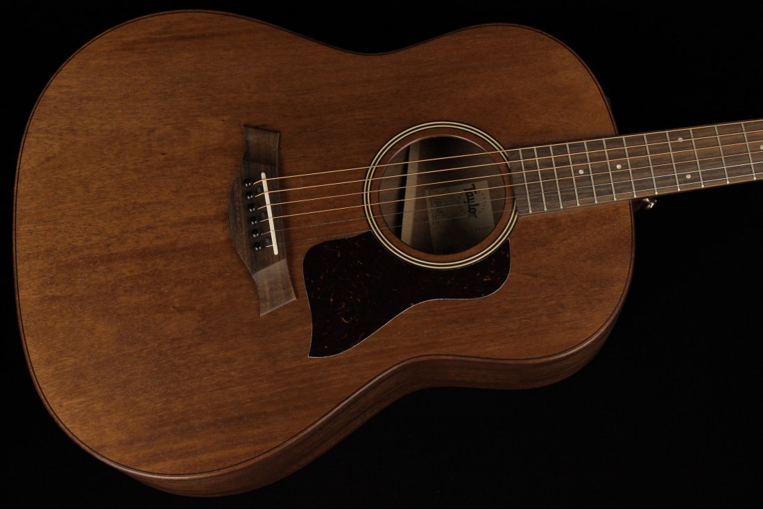 Taylor AD27e Mahogany