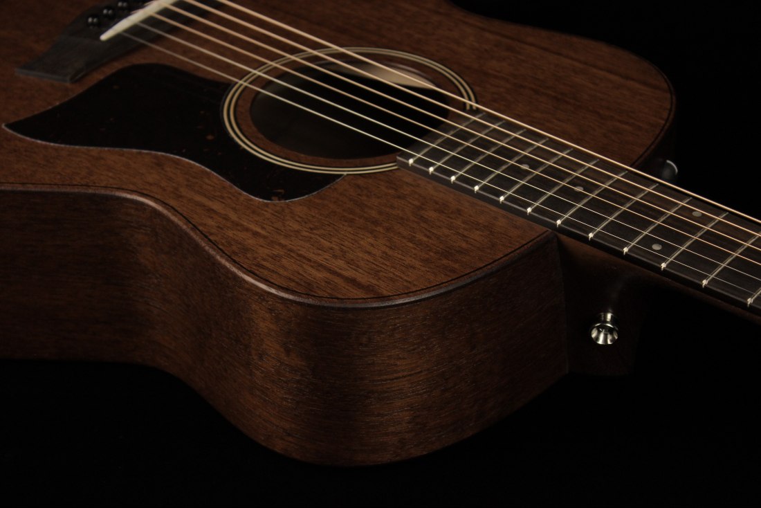 Taylor GTe Mahogany