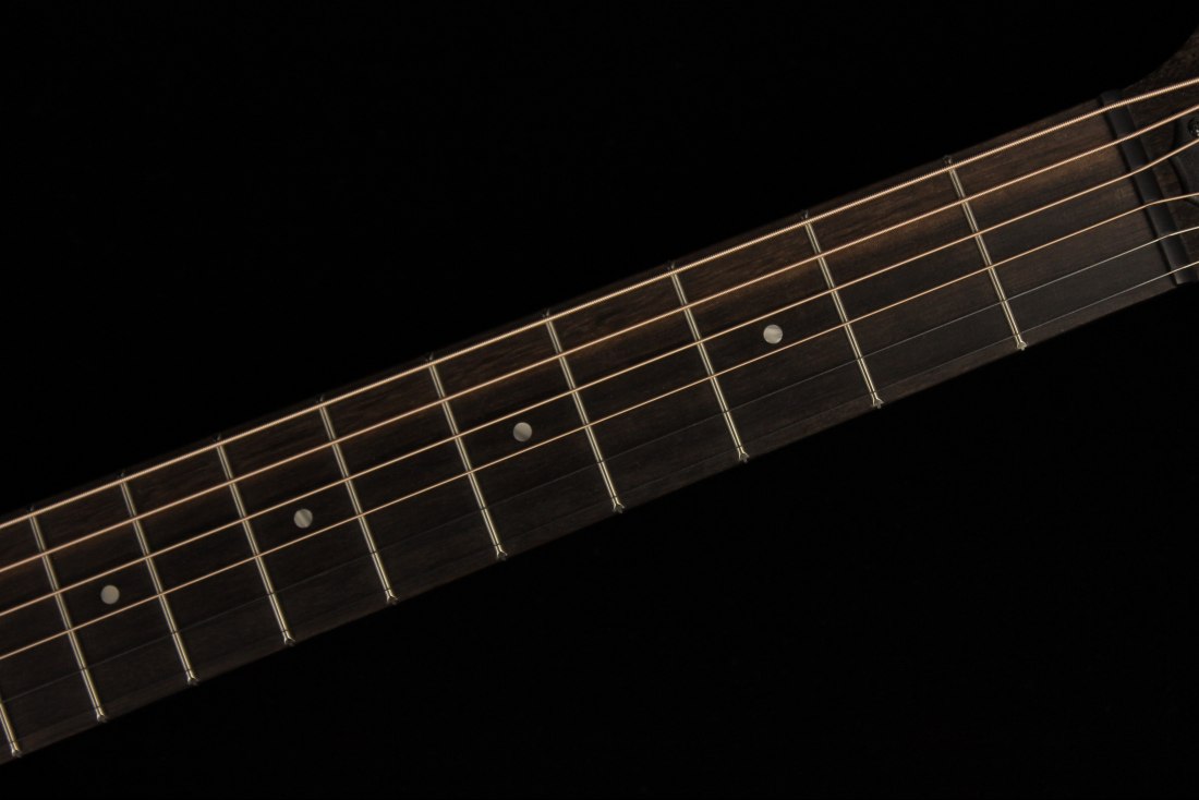 Taylor GTe Mahogany