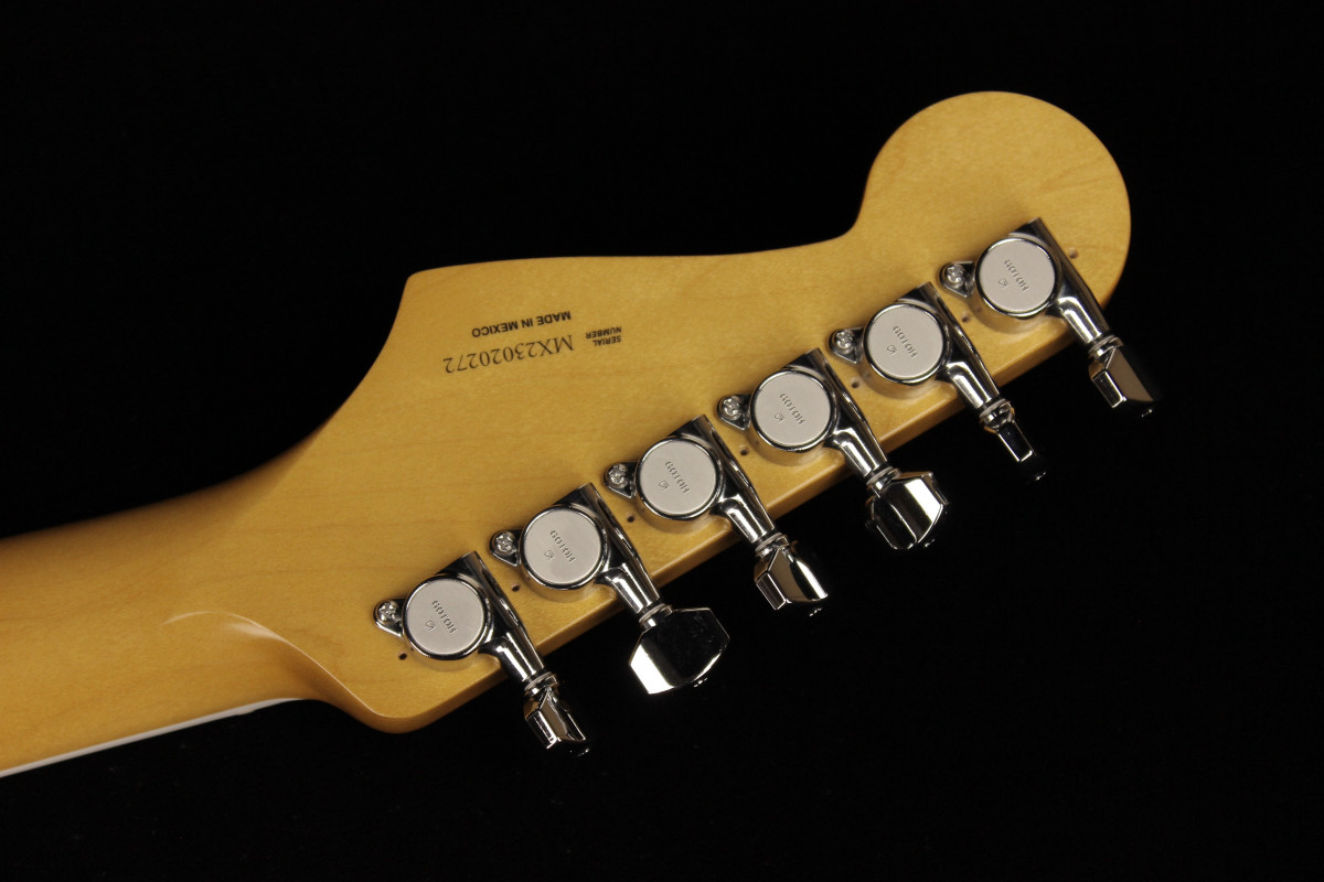 Fender Kurt Cobain Signature Jaguar 3Color Sunburst Gino Guitars