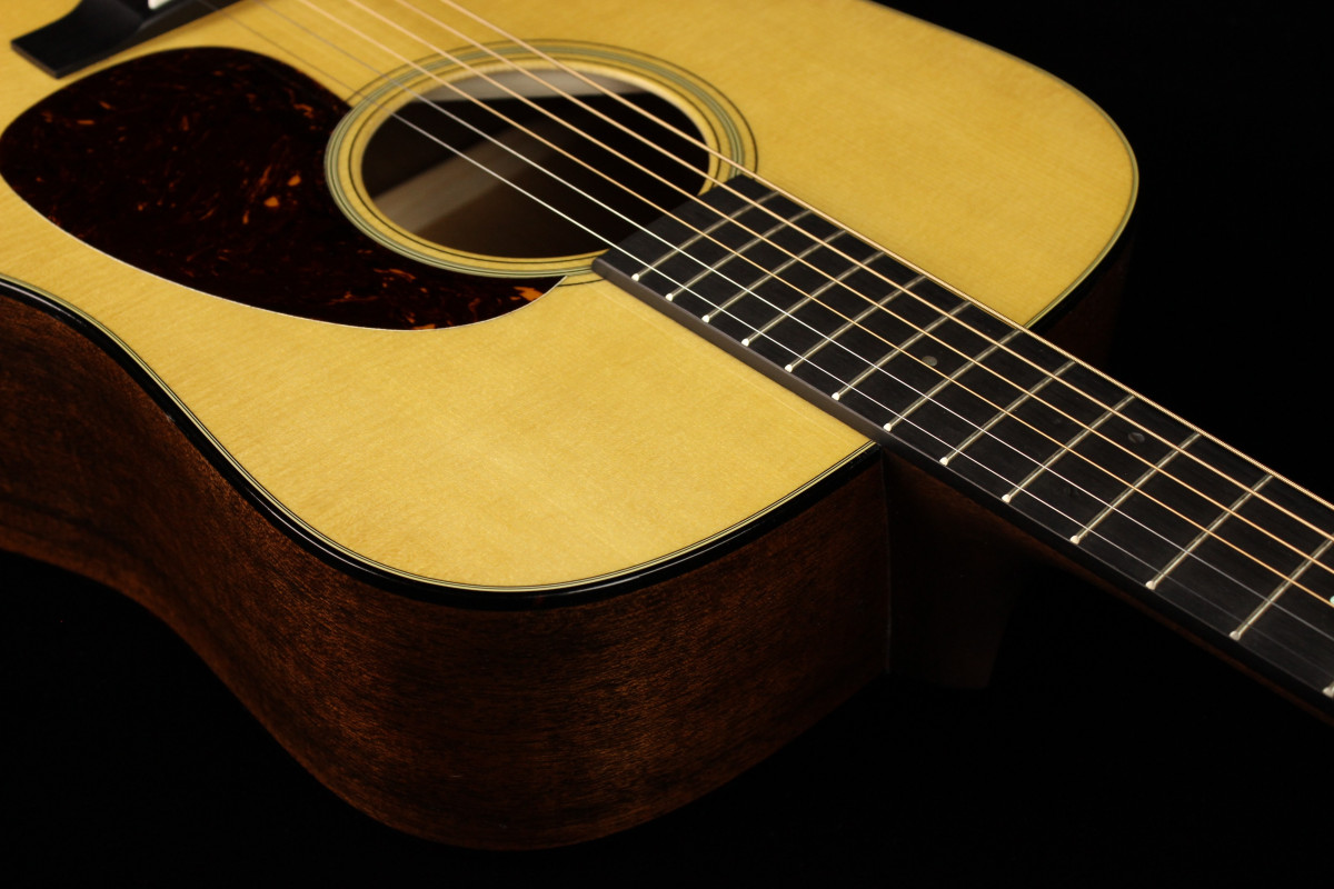 Martin D18 Natural Gino Guitars