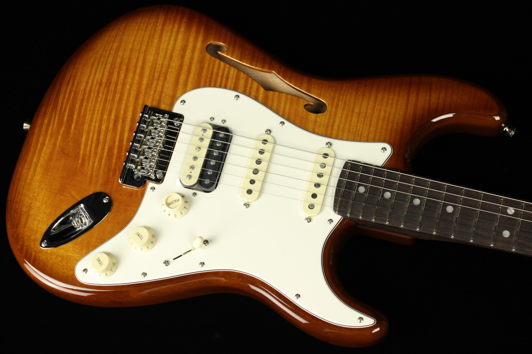 Fender Rarities Stratocaster Thinline HSS Solid Rosewood Neck Violin