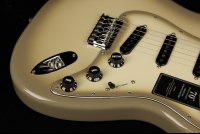 Fender 70th Anniversary Vintera II Stratocaster
