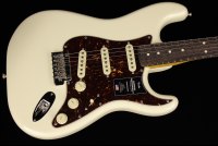 Fender American Professional II Stratocaster - RW OW