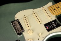 Fender American Professional II Stratocaster - MN MSG