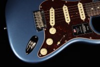 Fender American Professional II Stratocaster Rosewood Neck Limited Edition - LPB