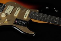 Fender American Ultra II Stratocaster HSS - EB ULB