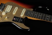 Fender American Ultra II Stratocaster HSS - EB ULB