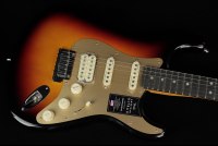 Fender American Ultra II Stratocaster HSS - EB ULB