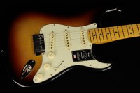 Fender American Ultra Stratocaster - MN ULB