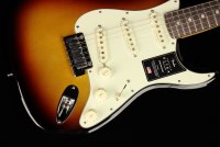Fender American Ultra Stratocaster - RW ULB