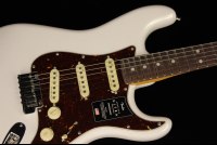 Fender American Ultra Stratocaster - RW APL