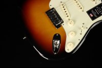 Fender American Ultra Stratocaster - RW ULB