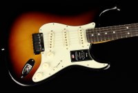 Fender American Ultra Stratocaster - RW ULB