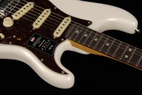 Fender American Ultra Stratocaster - RW APL