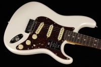 Fender American Ultra Stratocaster - RW APL