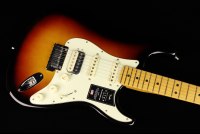 Fender American Ultra Stratocaster HSS - MN ULB